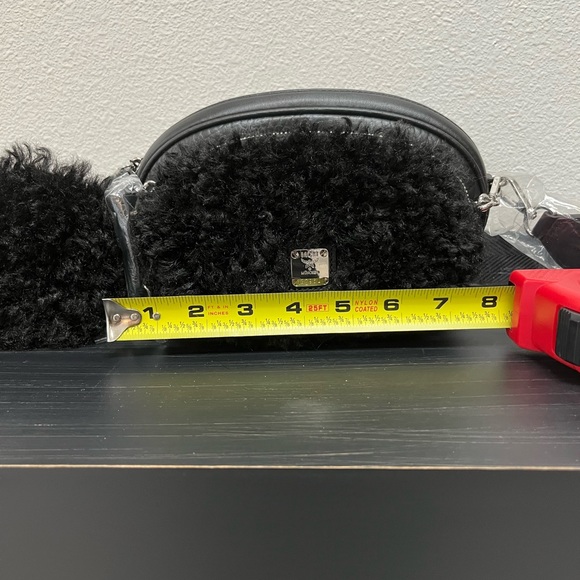 New MCM Eco Fur Black - Picture 6 of 7